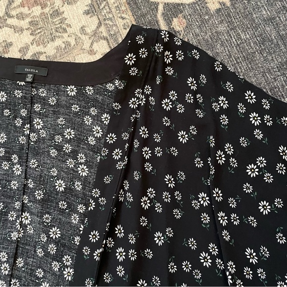 Aritzia Talula Black Daisy Floral Open Kimono Cardigan - Picture 3 of 5
